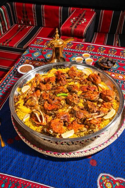 A festive mandi feast platter