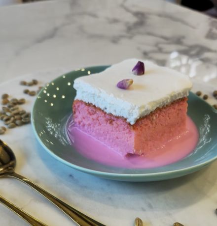 Rose Cake